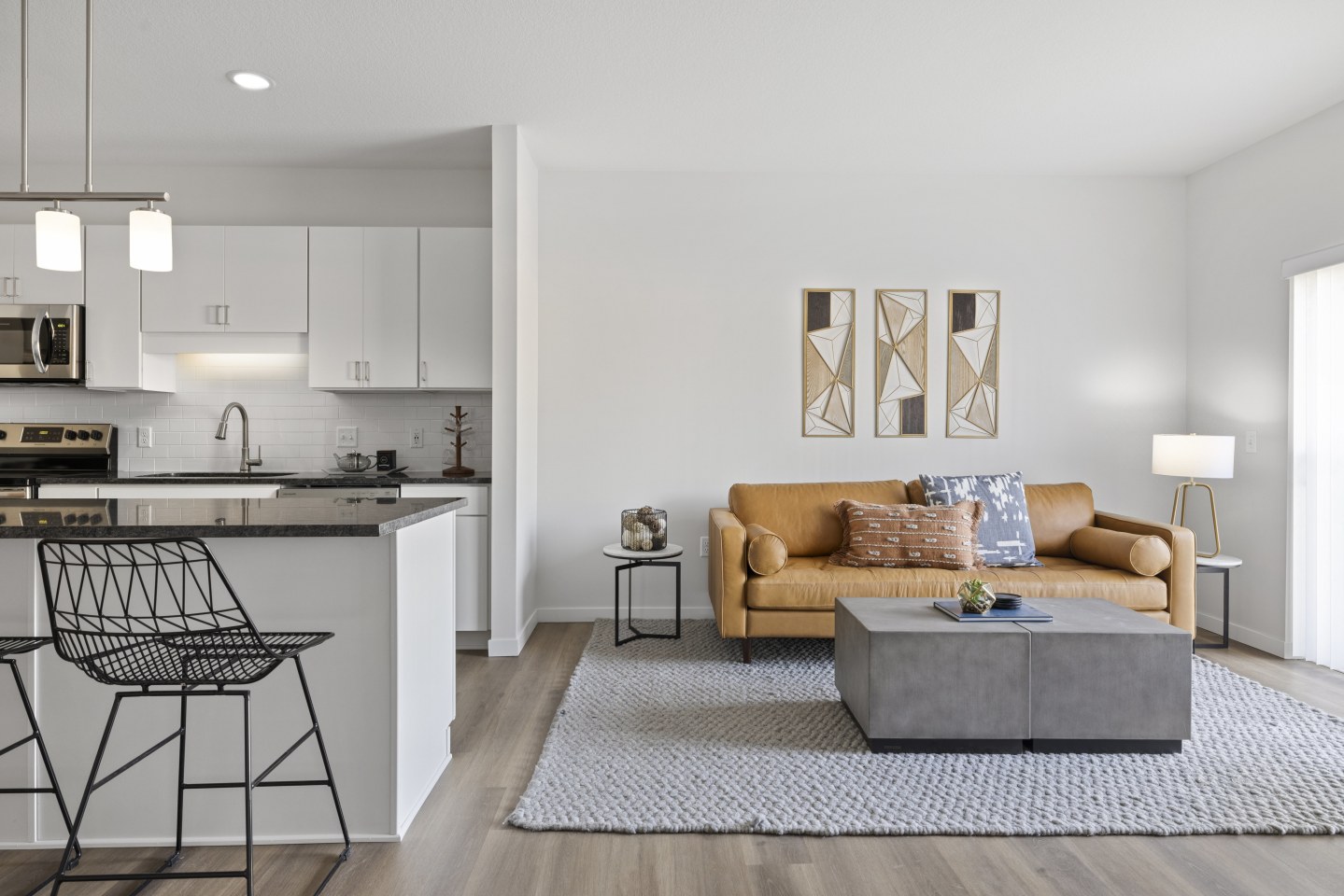 Axle Apartments Image 7