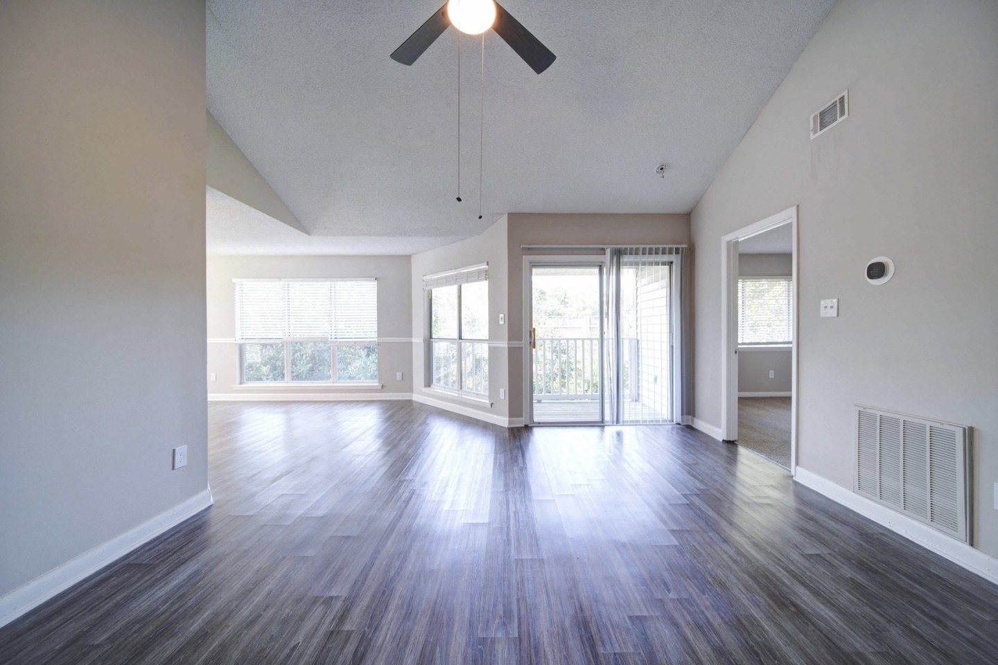 The George Apartments Image 18