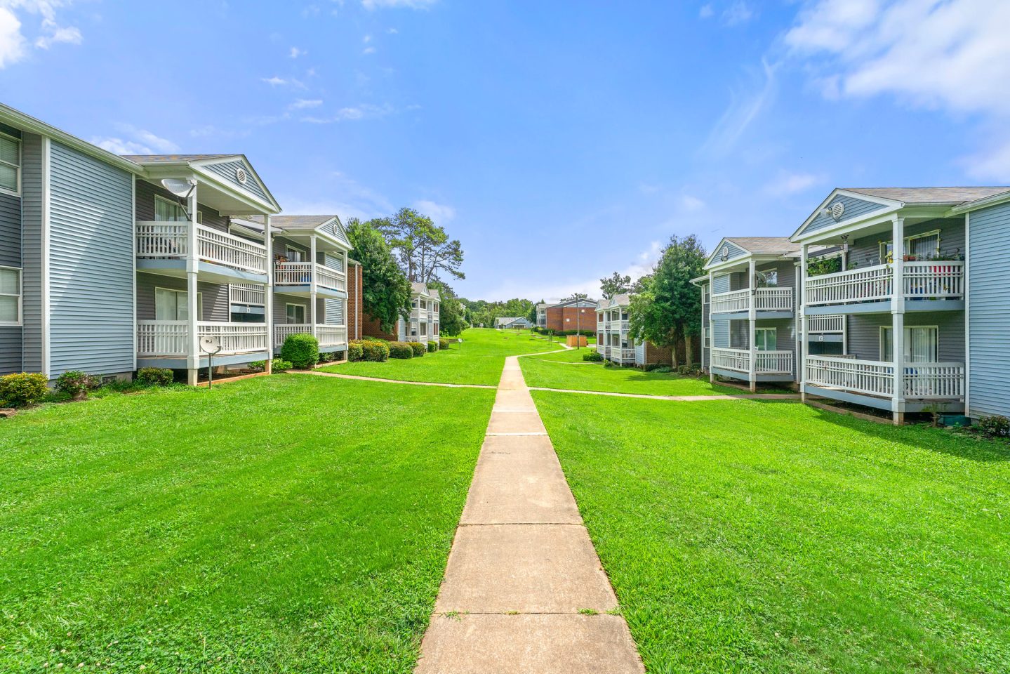 445 Cleveland Image 47