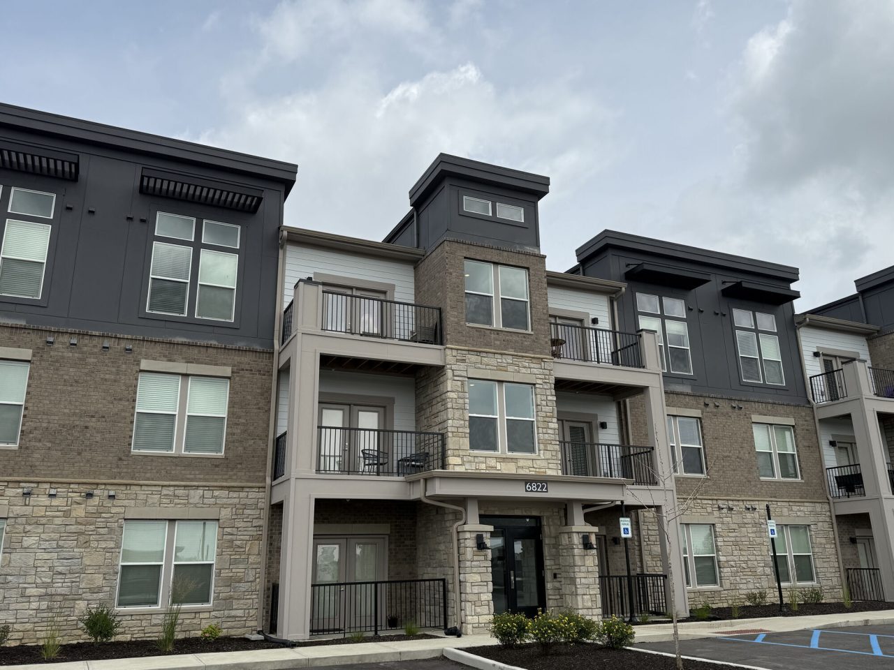 Riley Crossing at Gateway Park Apartments Image 2