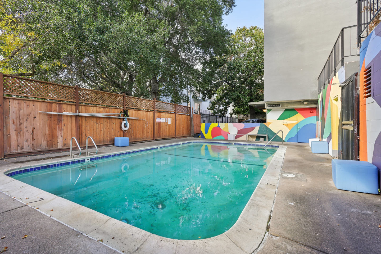 2520 College Avenue Image 13