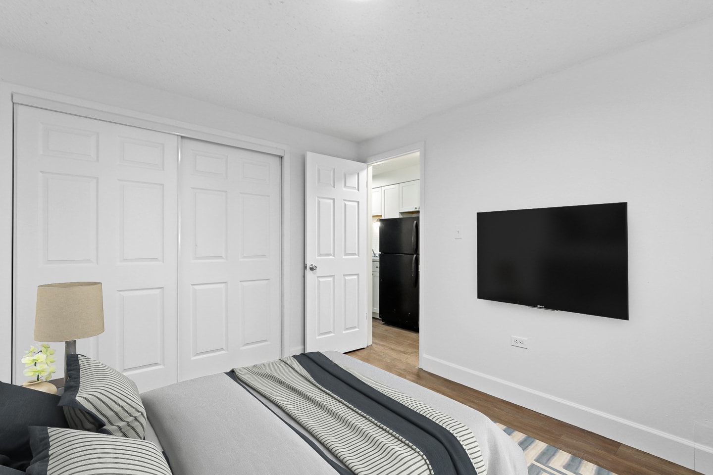 Candlewood Apartments Image 10