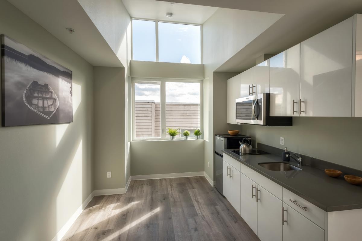 7th Avenue Place - Student Housing Image 9