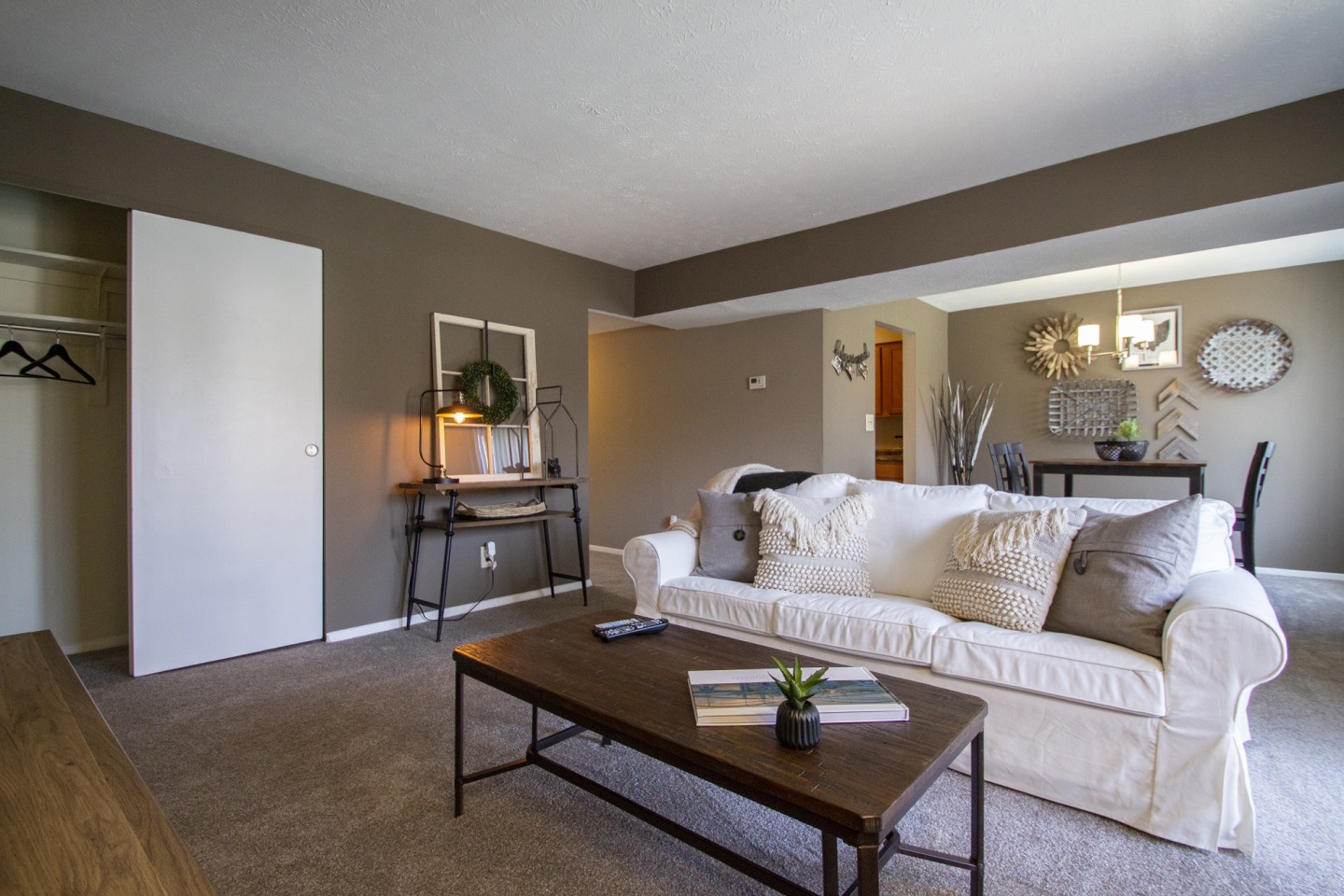 Deer Hill Image 64