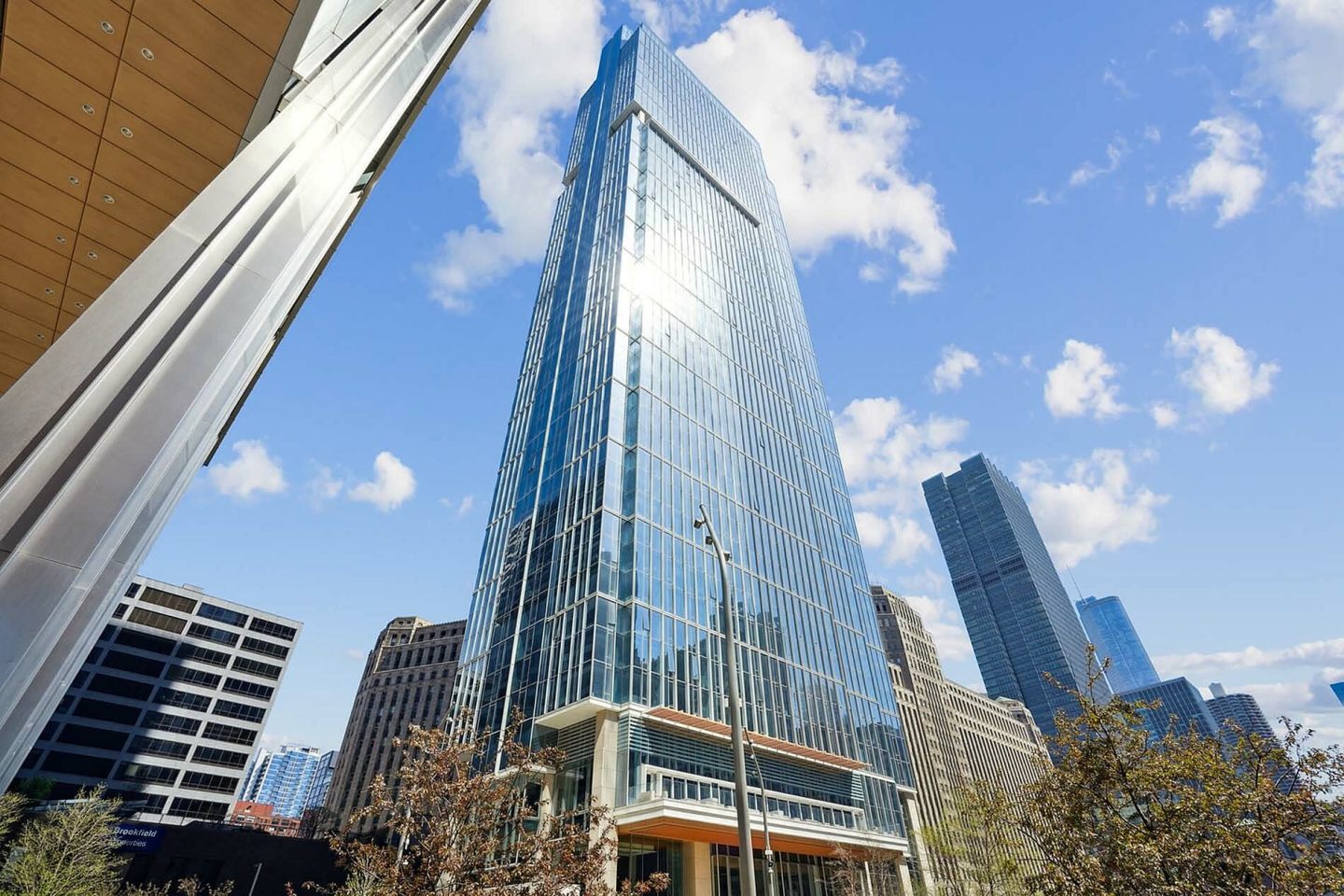 Wolf Point East Image 4