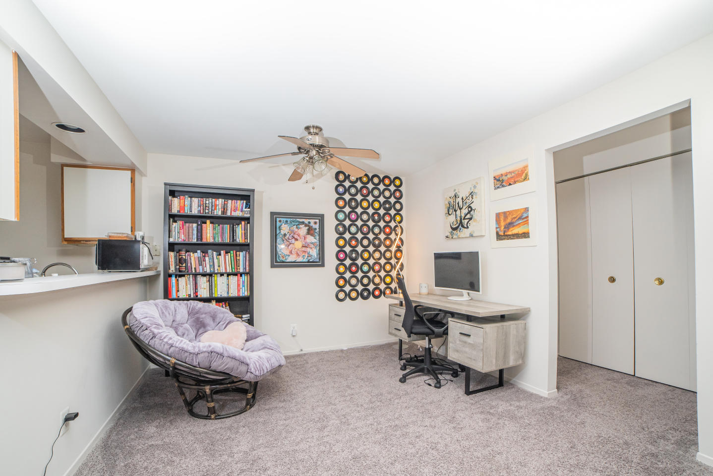 Cambridge Club Apartments Image 13