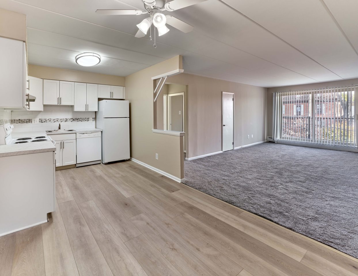 Eldorado Court Apartments Image 4