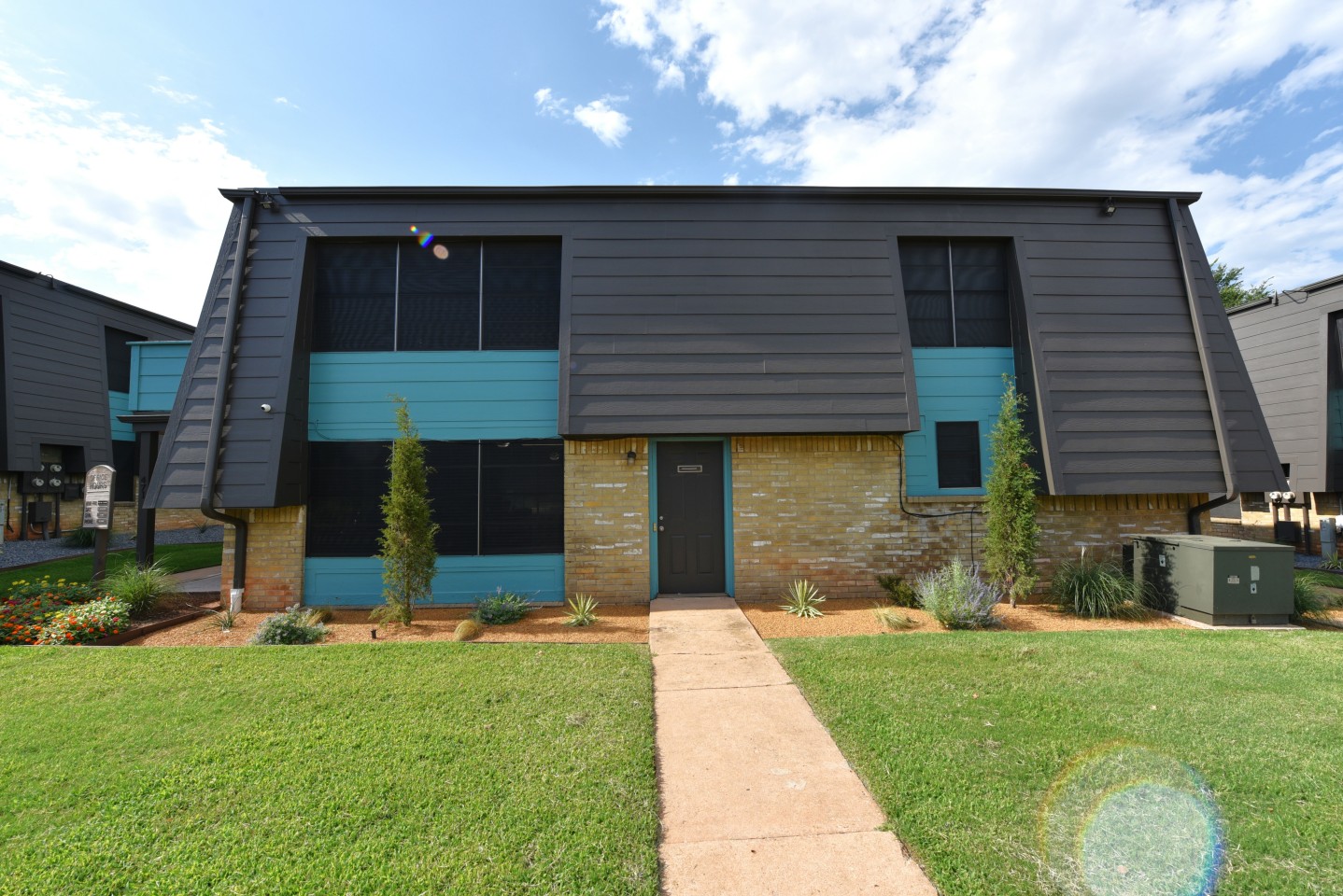Raintree Meadows Apartment Homes Image 3
