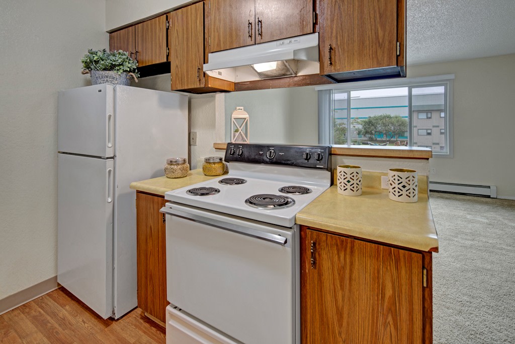 Rancho Tudor Image 3