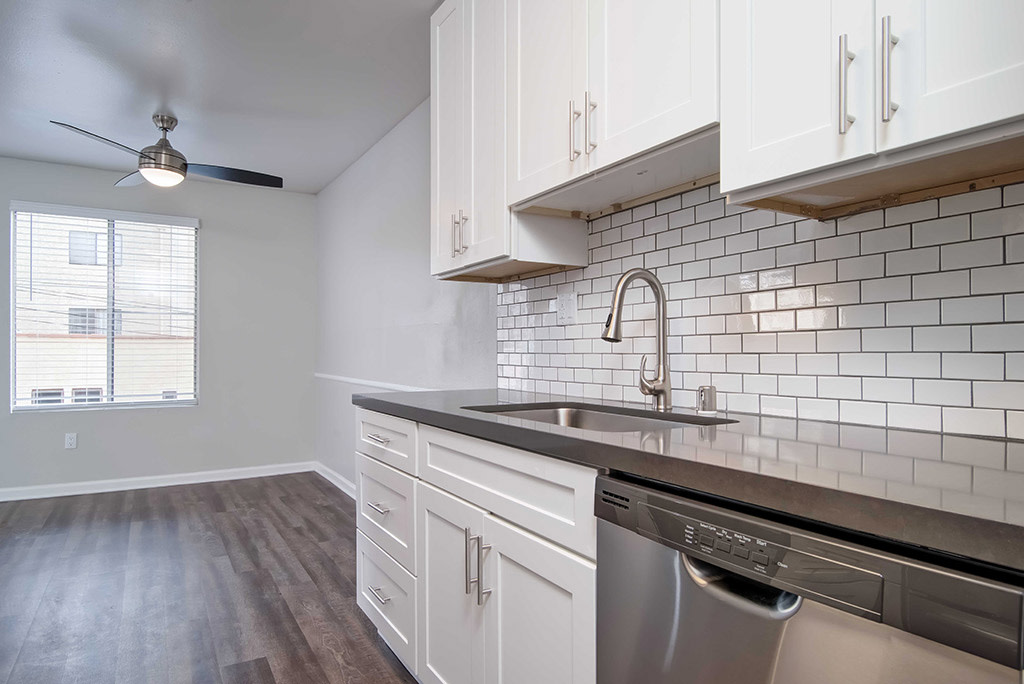 Los Robles Apartments Image 44