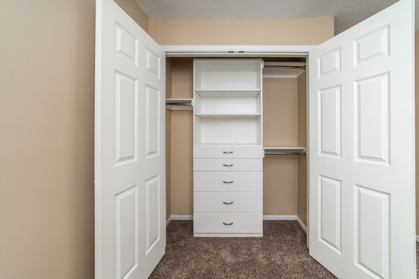 Beadle West Apartments Image 14