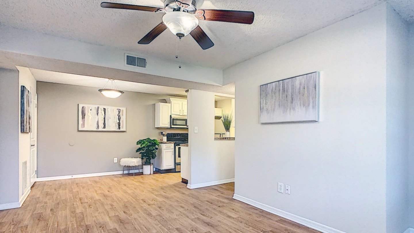 Ridgemar Commons Image 6