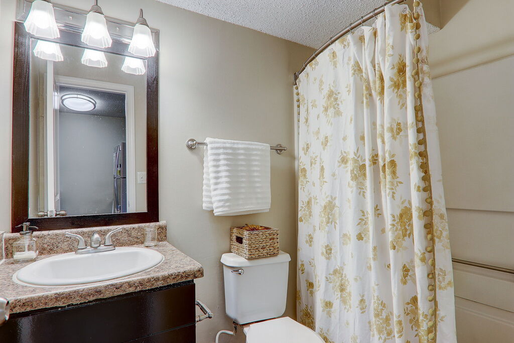 The Grove Apartments Image 15