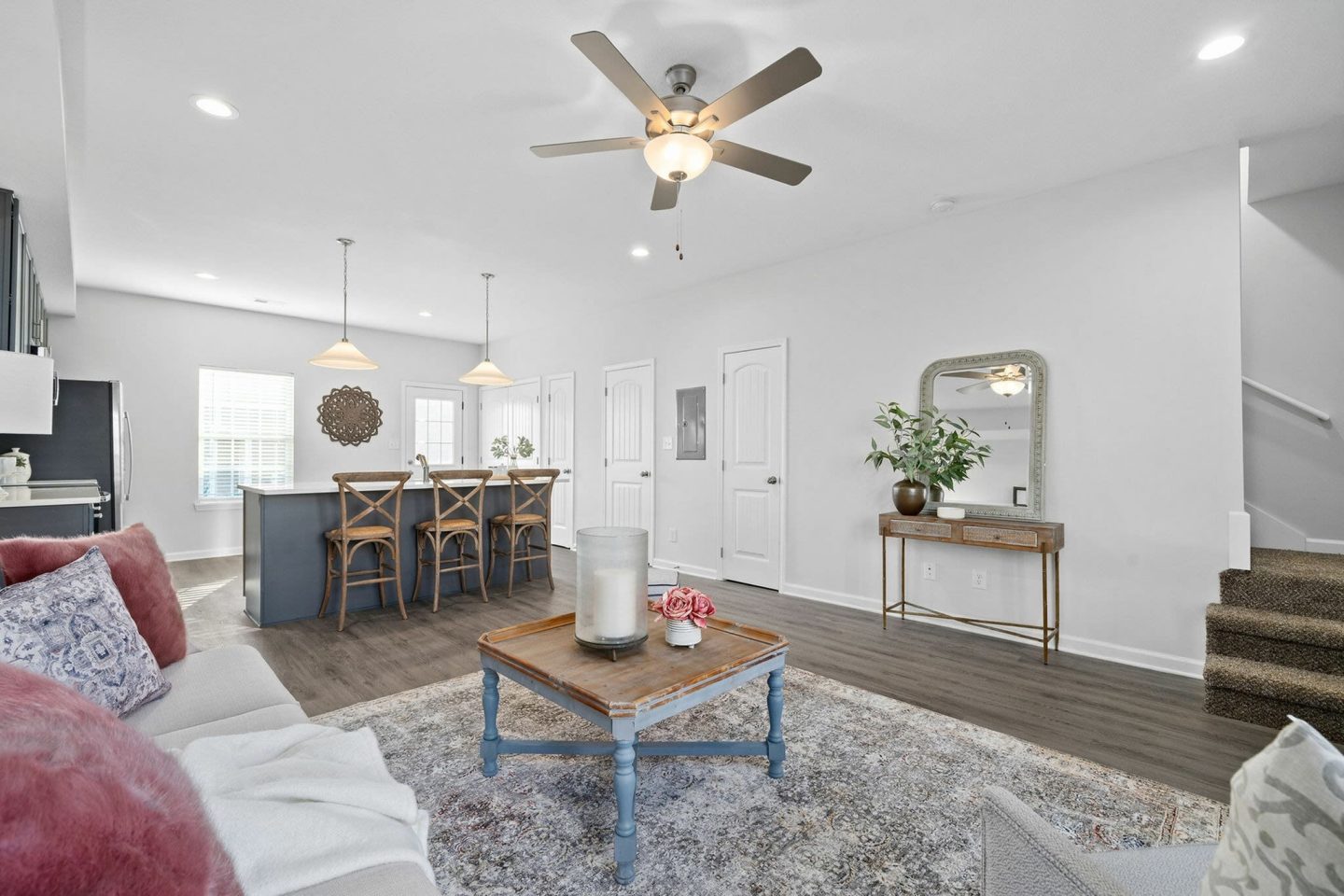 Victory Place Luxury Living Image 4