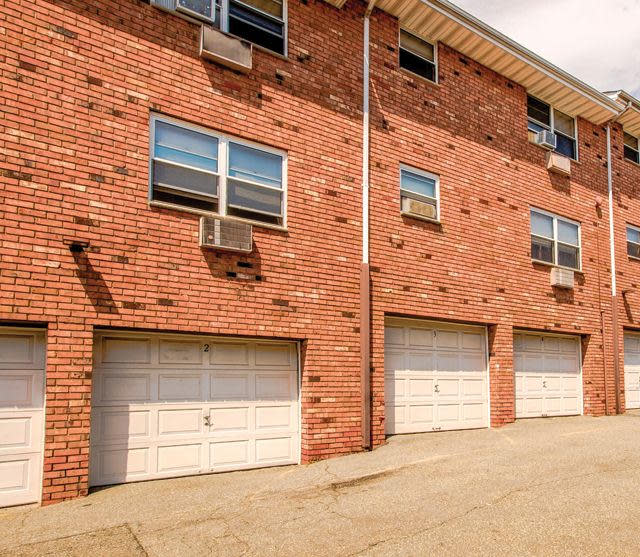 Rae Realty Image 3