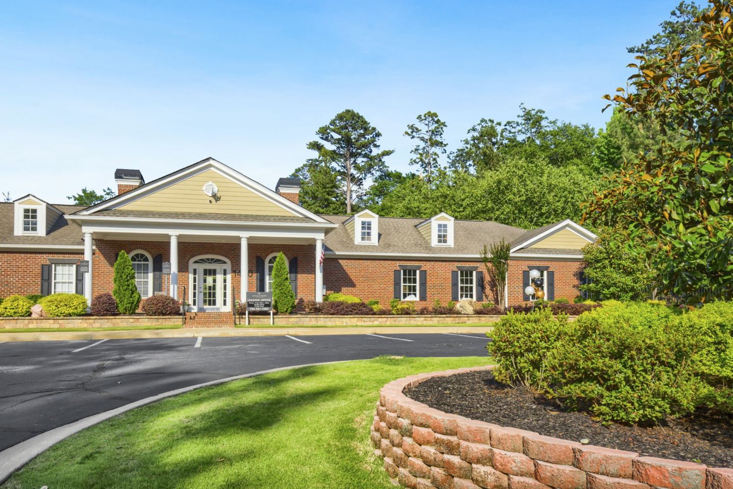Azalea Ridge Apartments Image 31