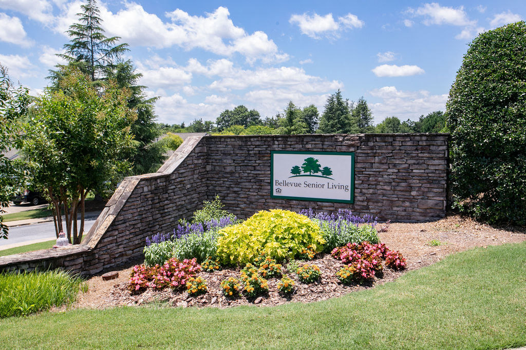 Bellevue - Senior Housing Image 1