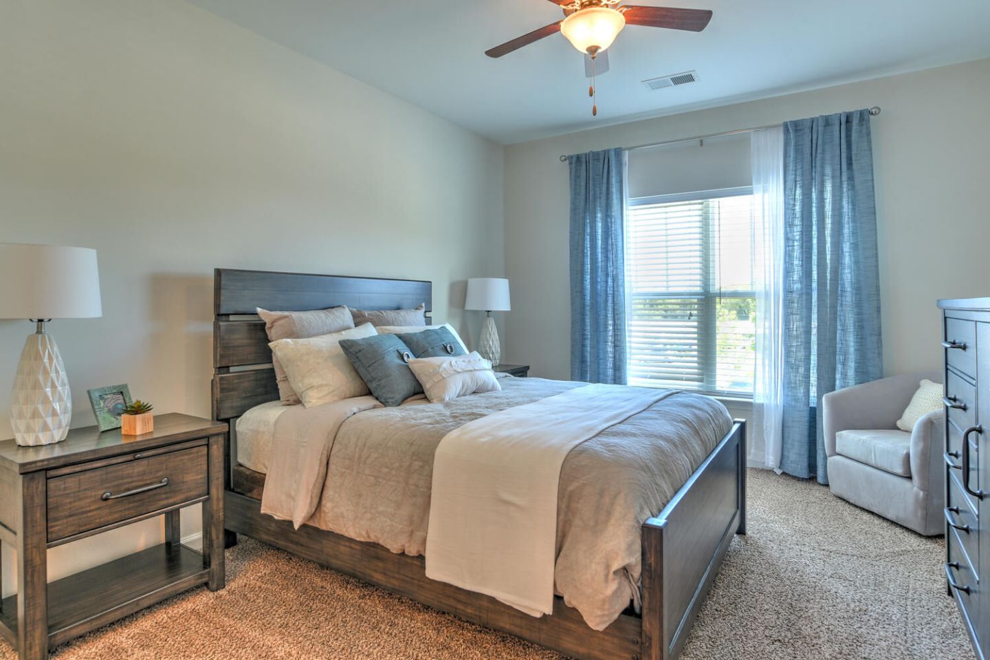10 Newbridge Apartments Image 8