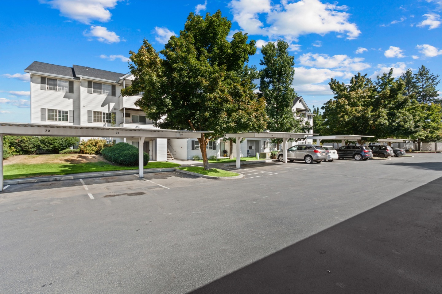 Farr Court Apartments Image 26
