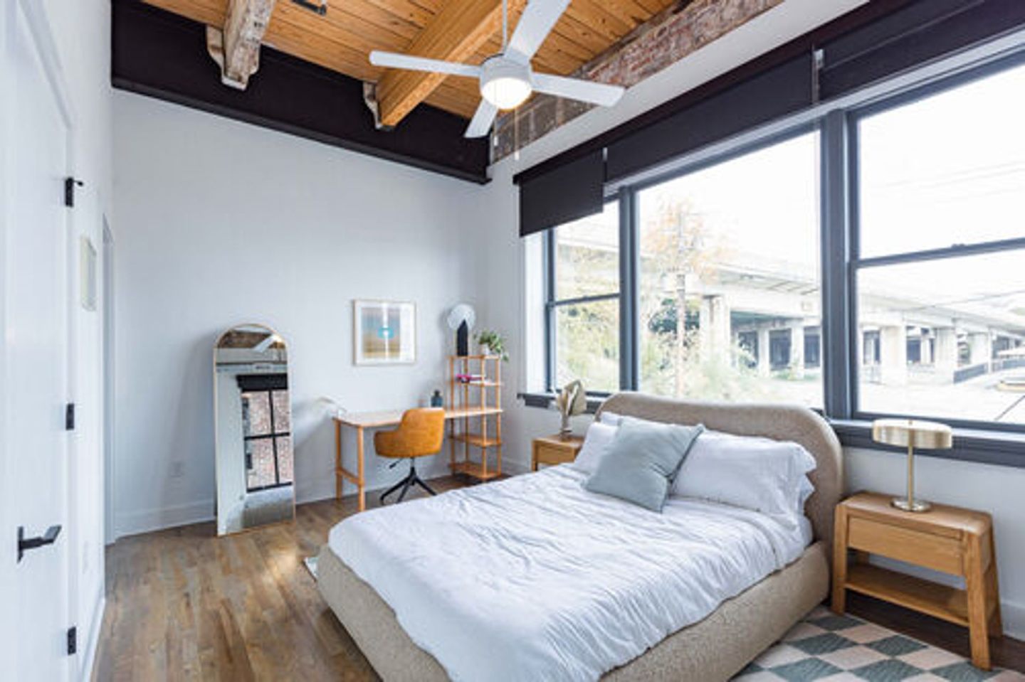 Lofts at Abrams Fixtures Image 7