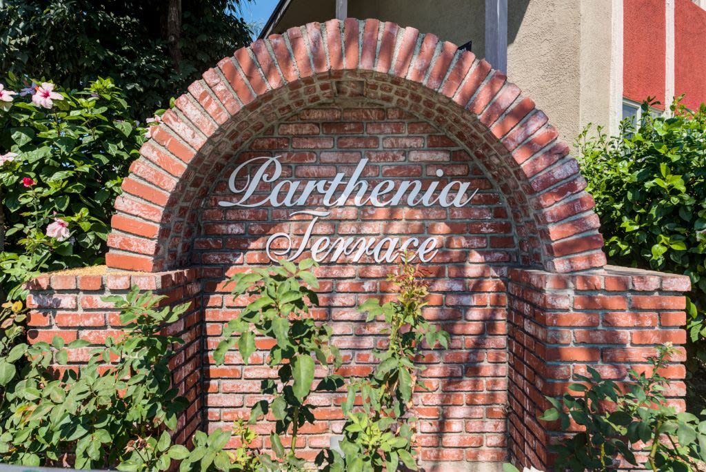 Parthenia Terrace Apartments Image 46