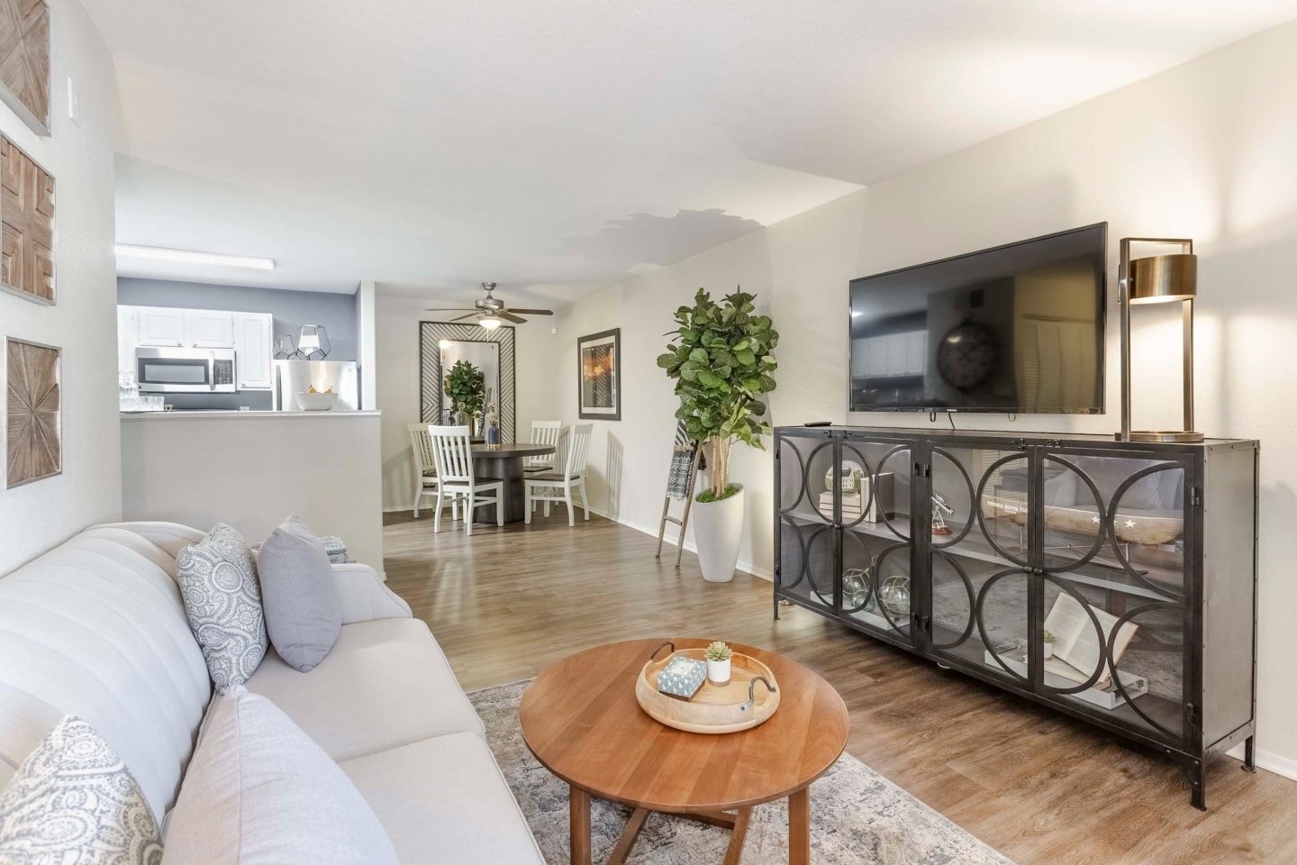 55+ Active Adult Apartment Homes - Destinations Pueblo Image 1