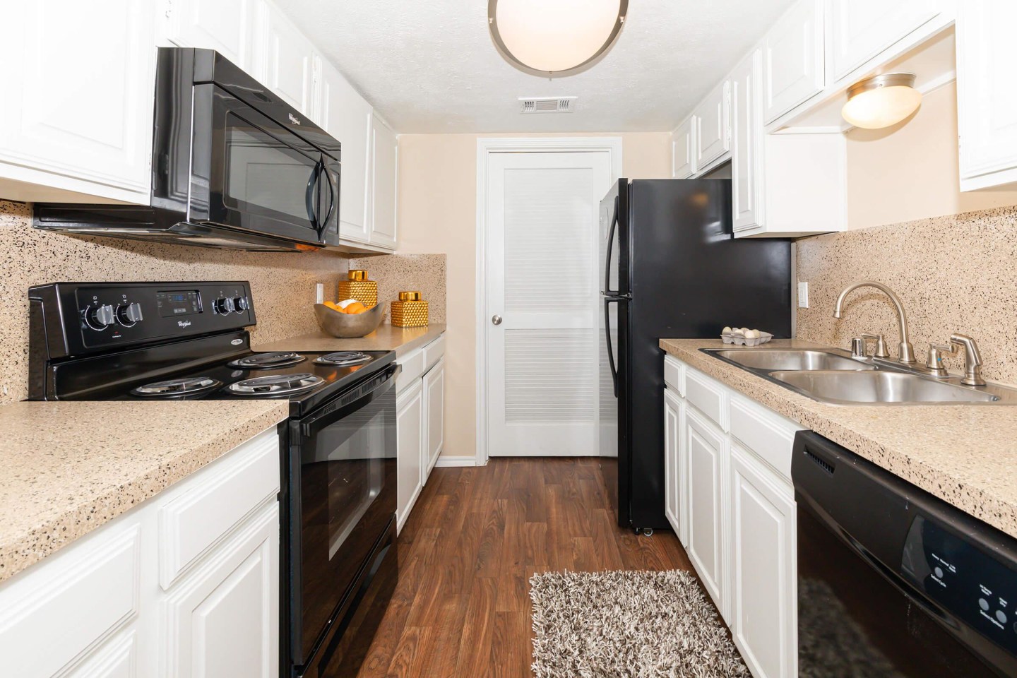 Plano Park Townhomes Image 25