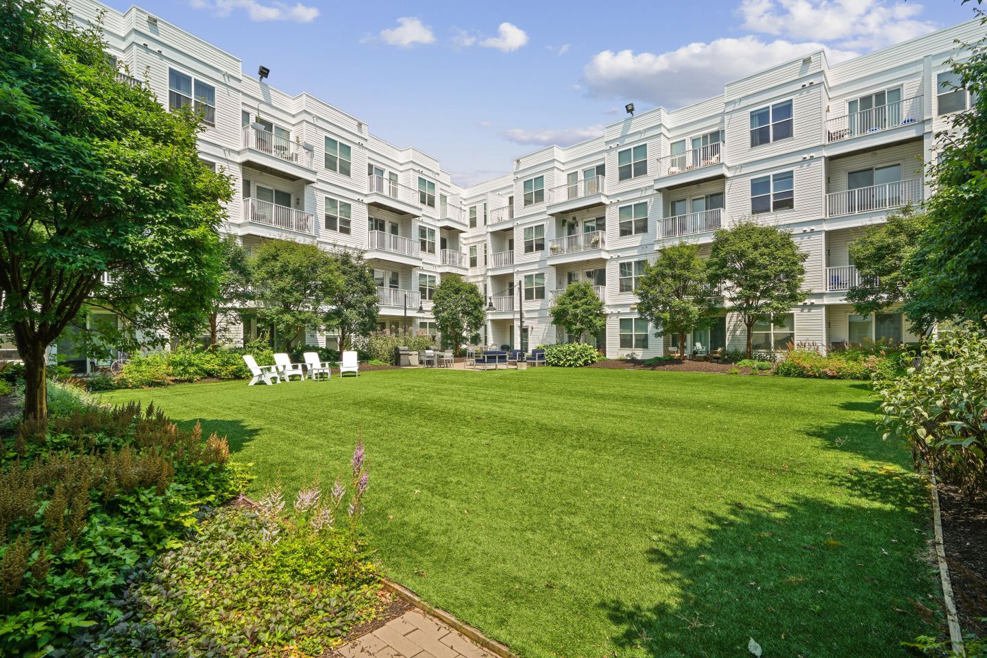 75 Tresser Image 31