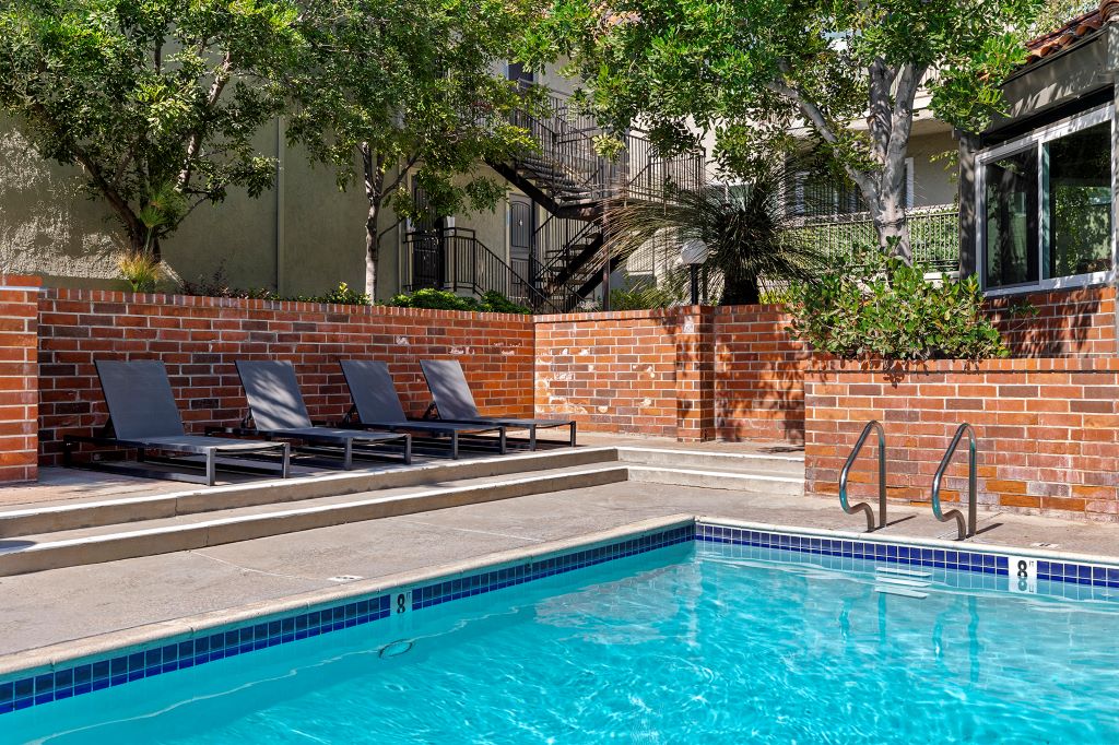 Brookside Terrace Image 1