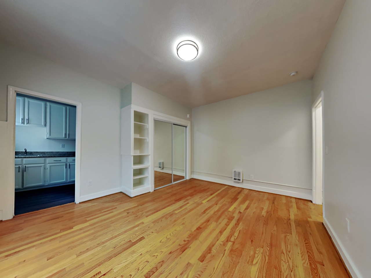 840 Van Ness Image 4