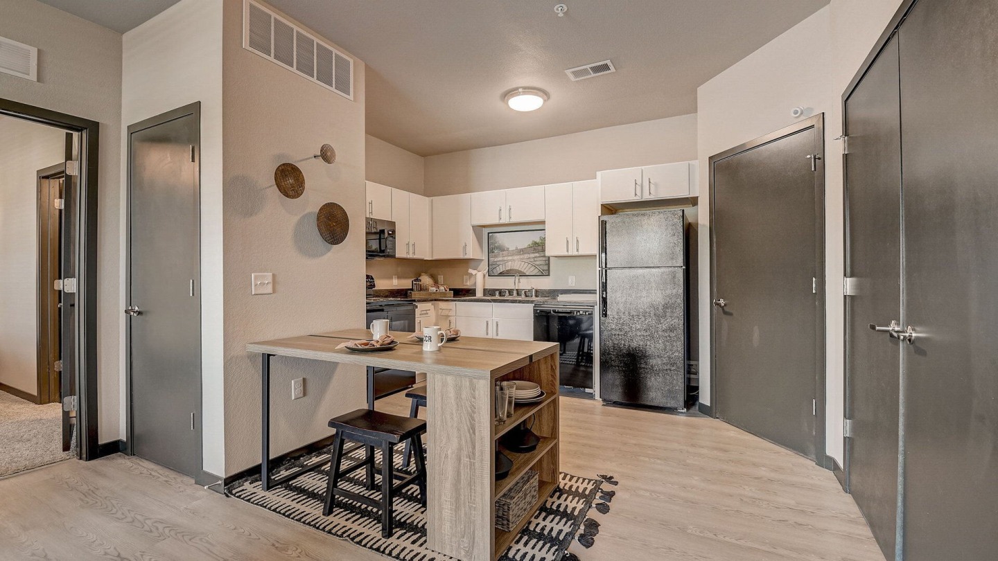 Authentix Cottage Grove Image 7