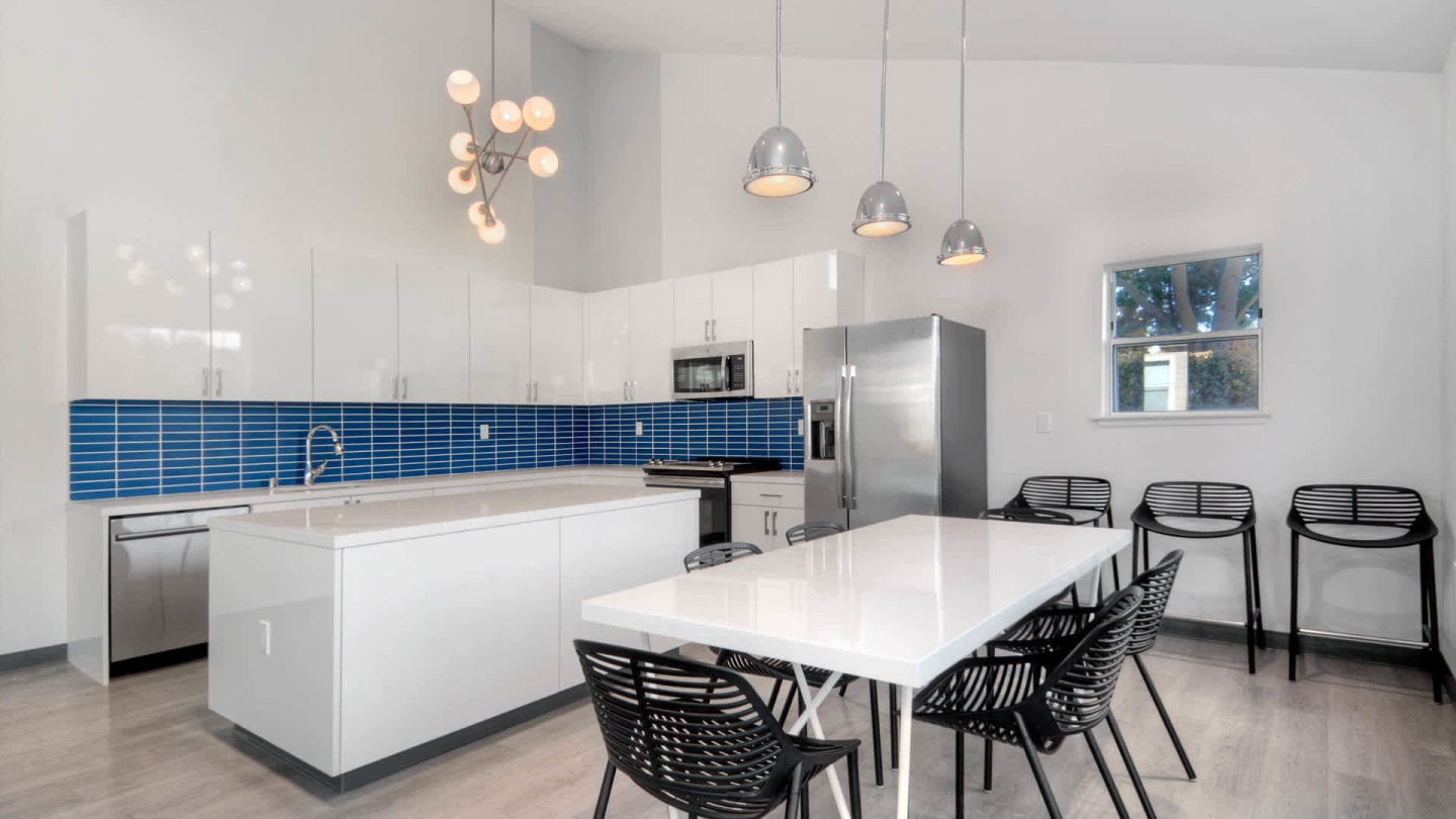 Riva Terra Apartments at Redwood Shores Image 61