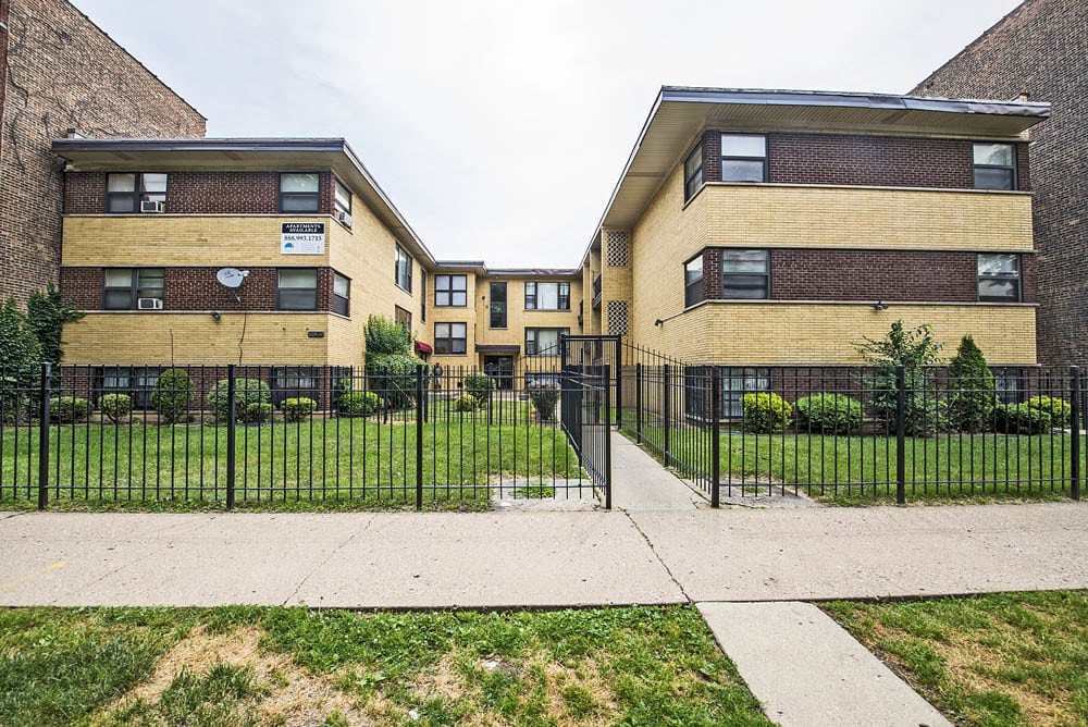 8231-37 S Ellis Ave Image 8