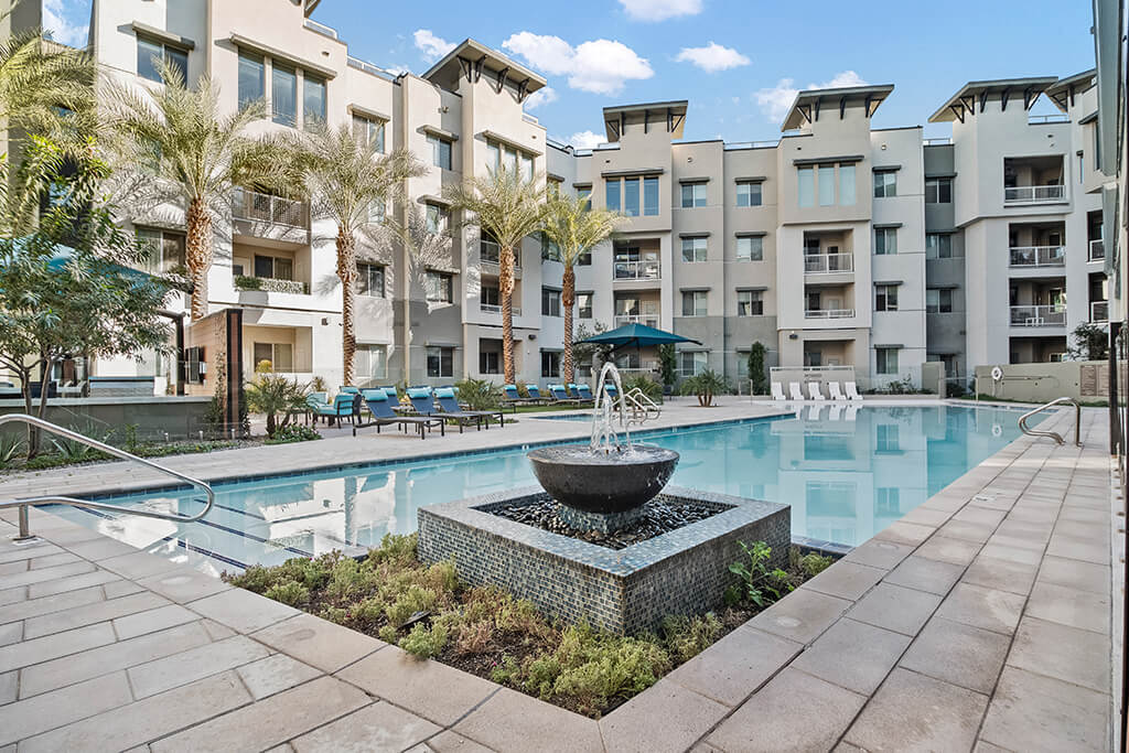The District at Scottsdale Image 18
