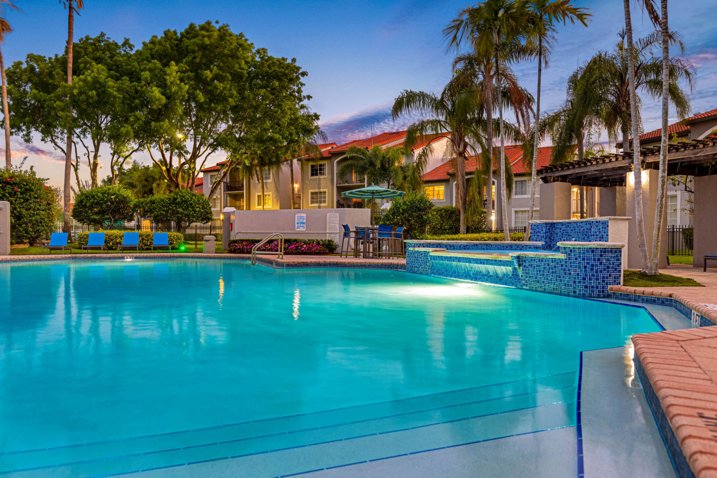 Sunset Gardens Apartments Image 103