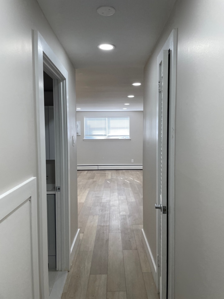 Poplar Street Apartments Image 5
