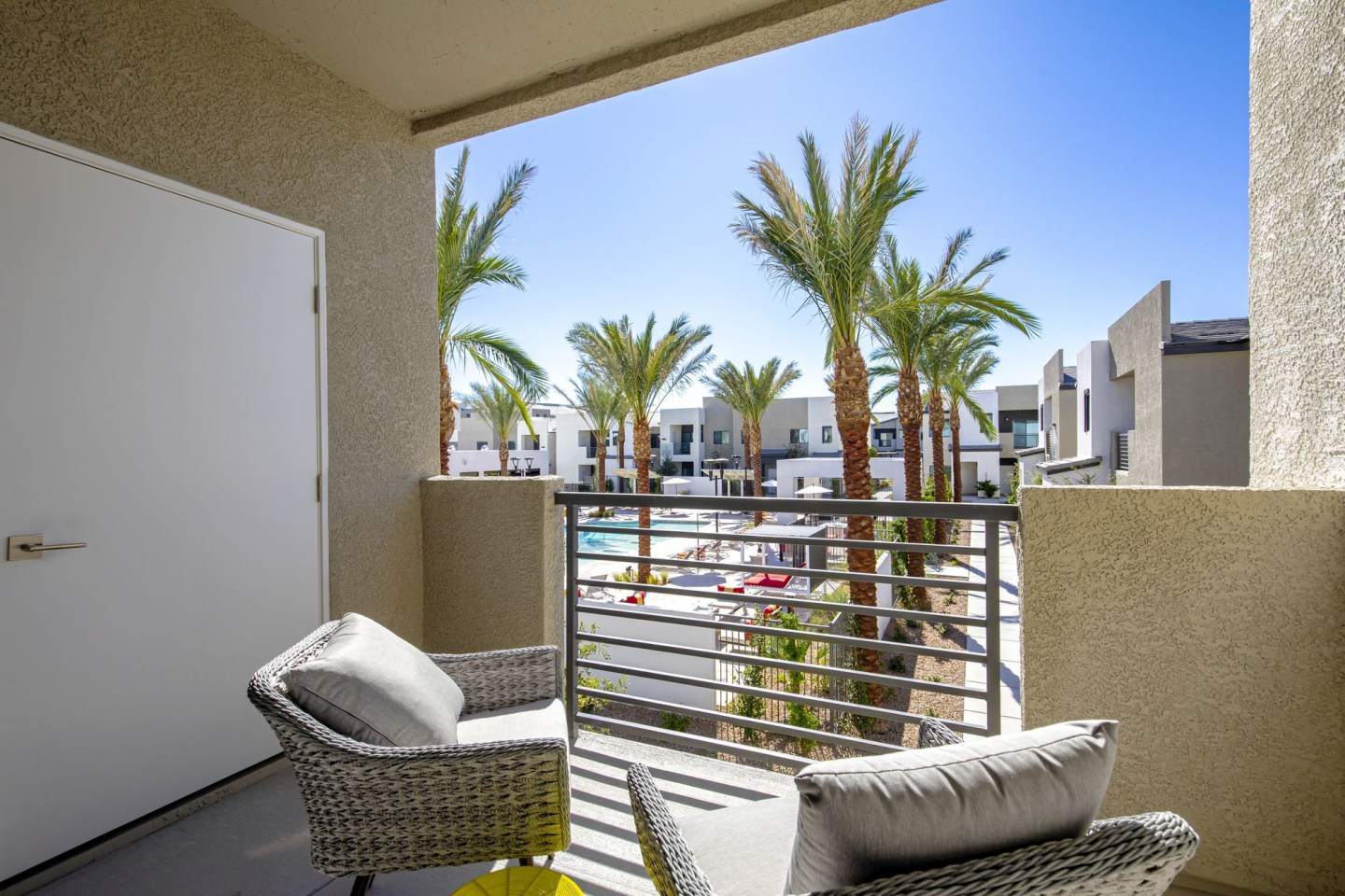 Revolution luxury apt homes Image 11