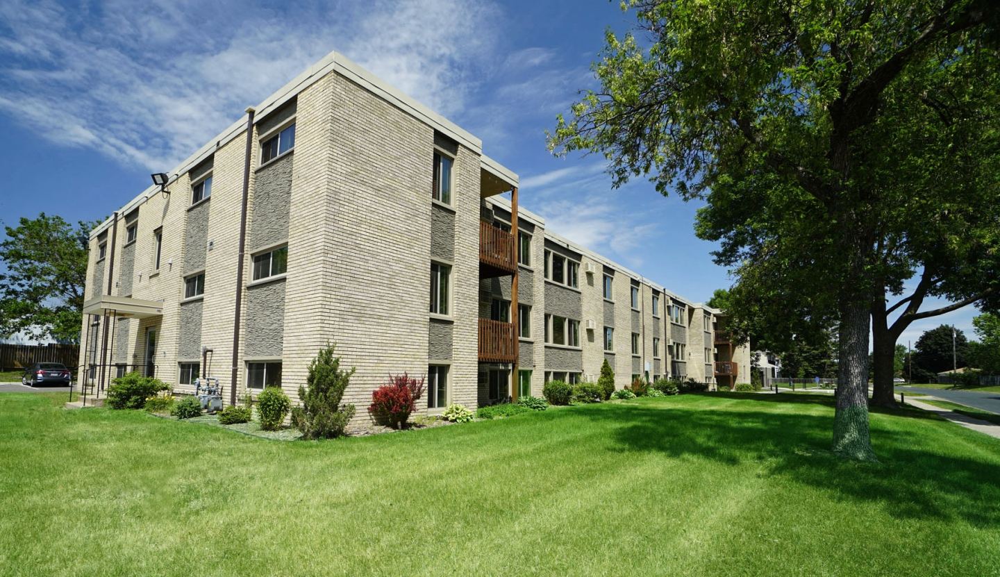 Beard Ave Apartments Image 1