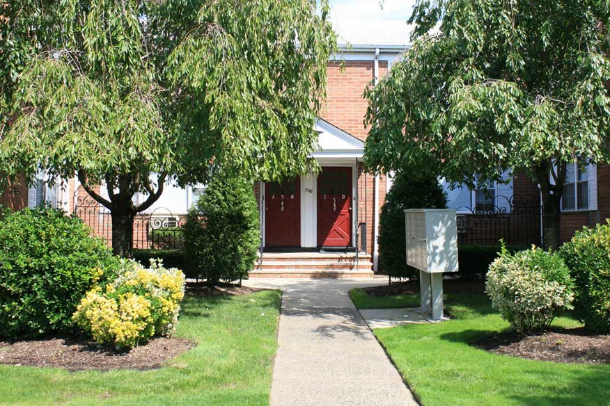 Briarwood Commons Image 1
