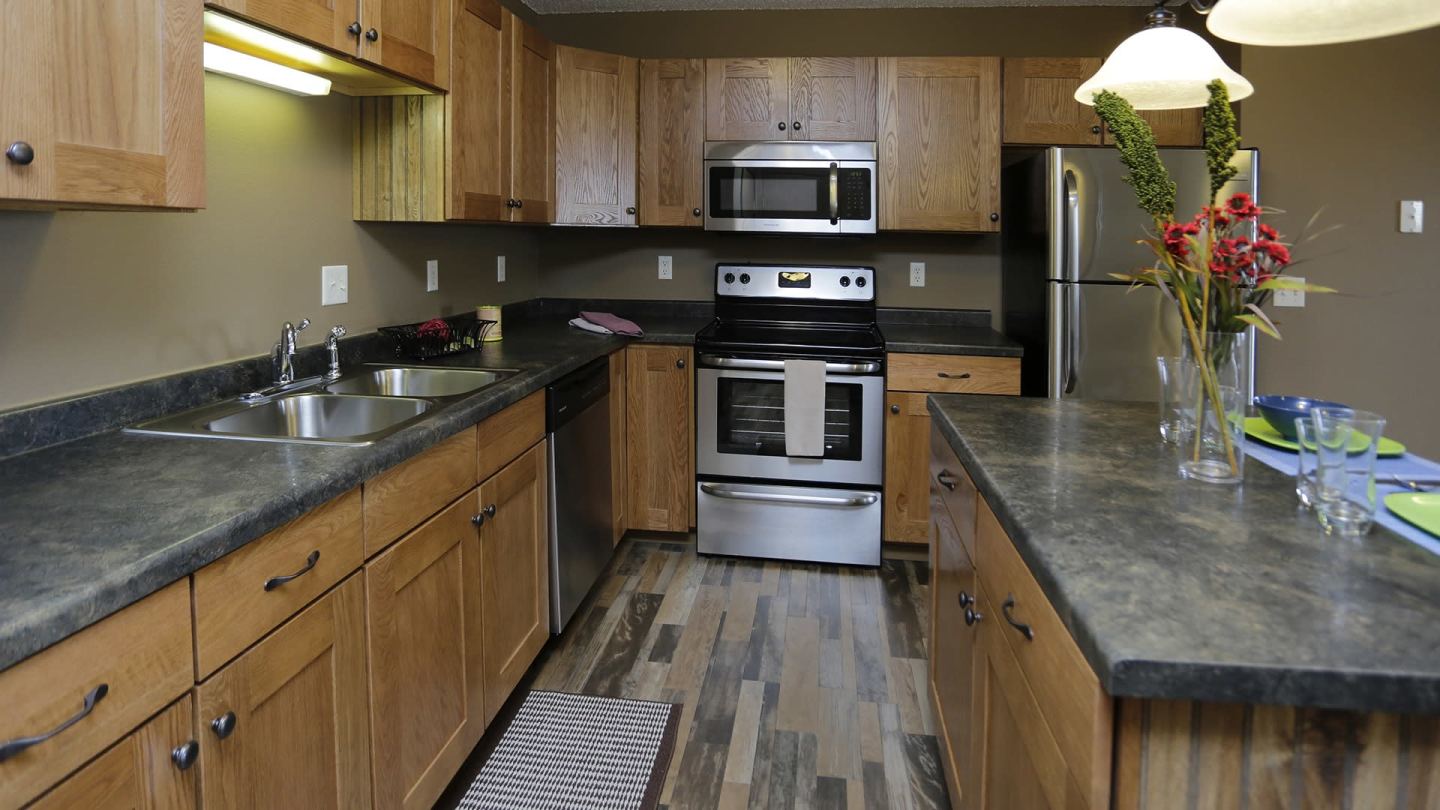 Cottonwood Apartment Homes Image 2