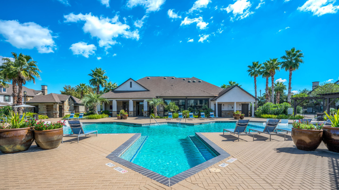 Grand Villas at Tuscan Lakes Image 31