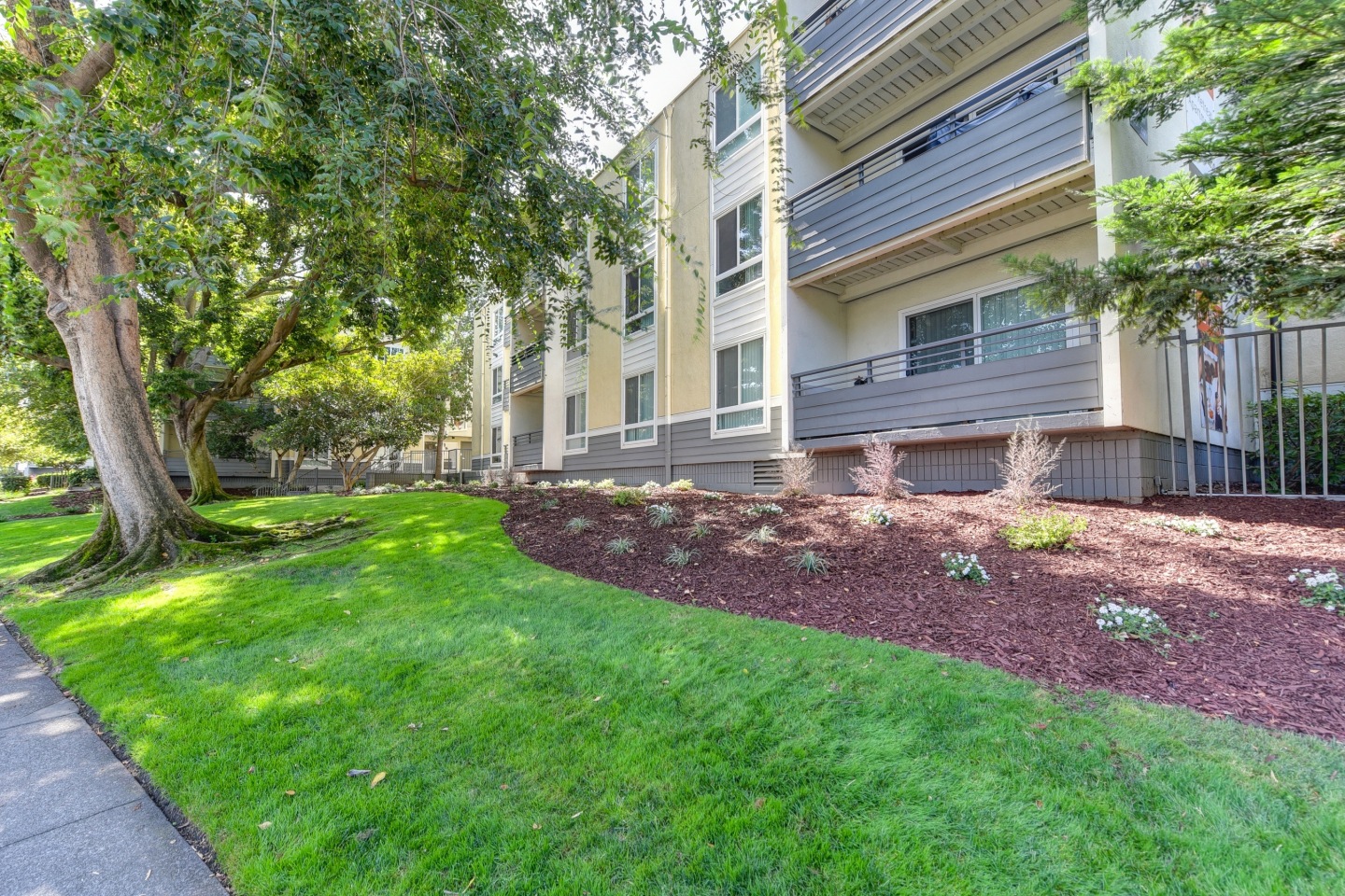 The Retreat Apartments Image 43
