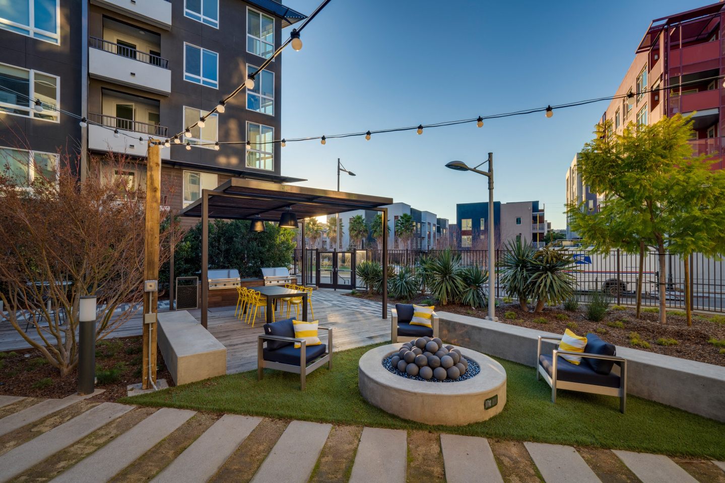 The Harlowe Image 20