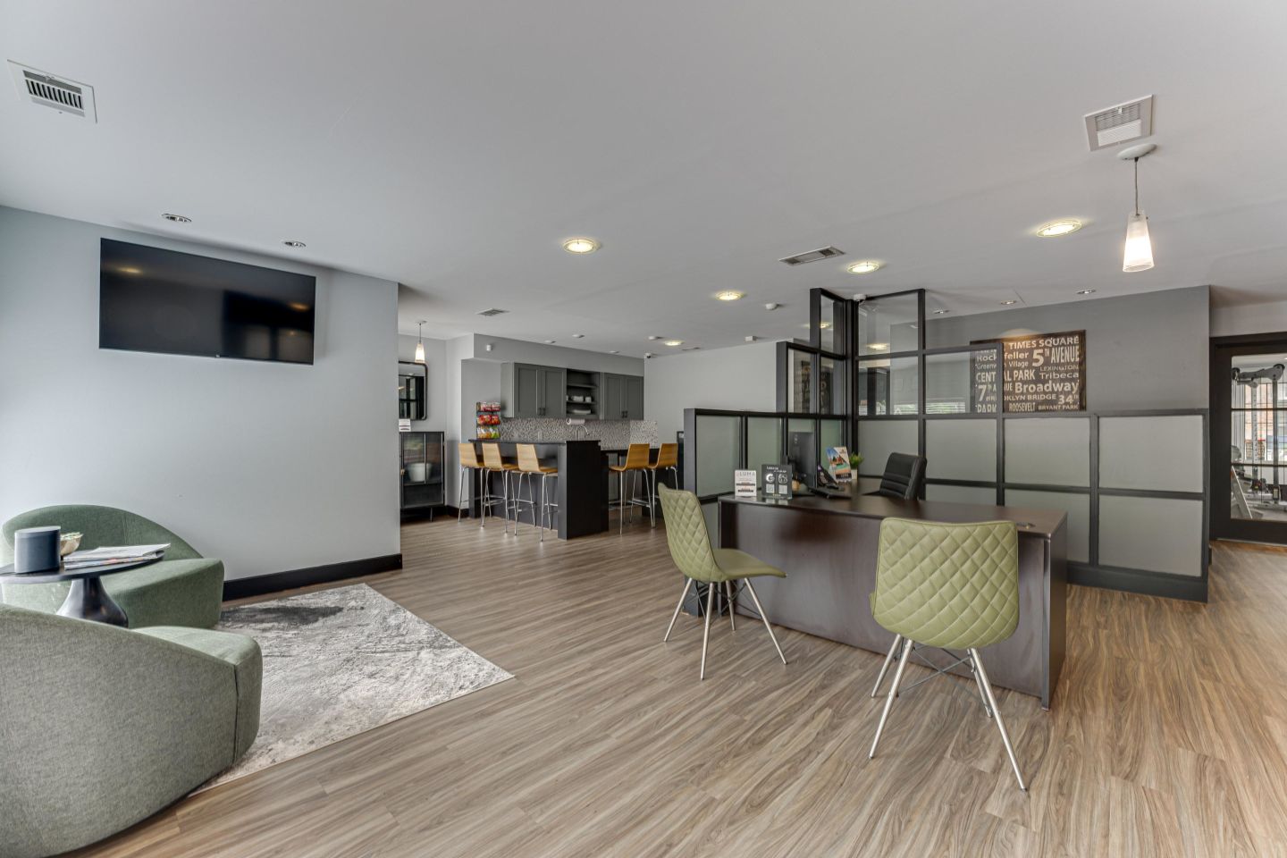The Manhattan Image 41