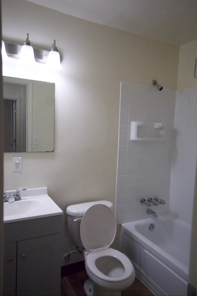 Nobb Hill Apartments Image 9