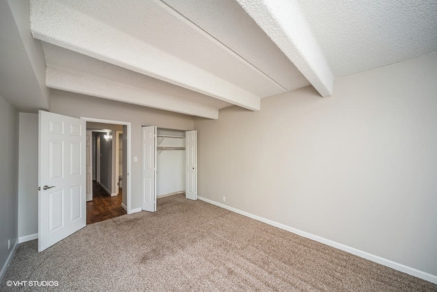 878 S Dexter Image 27