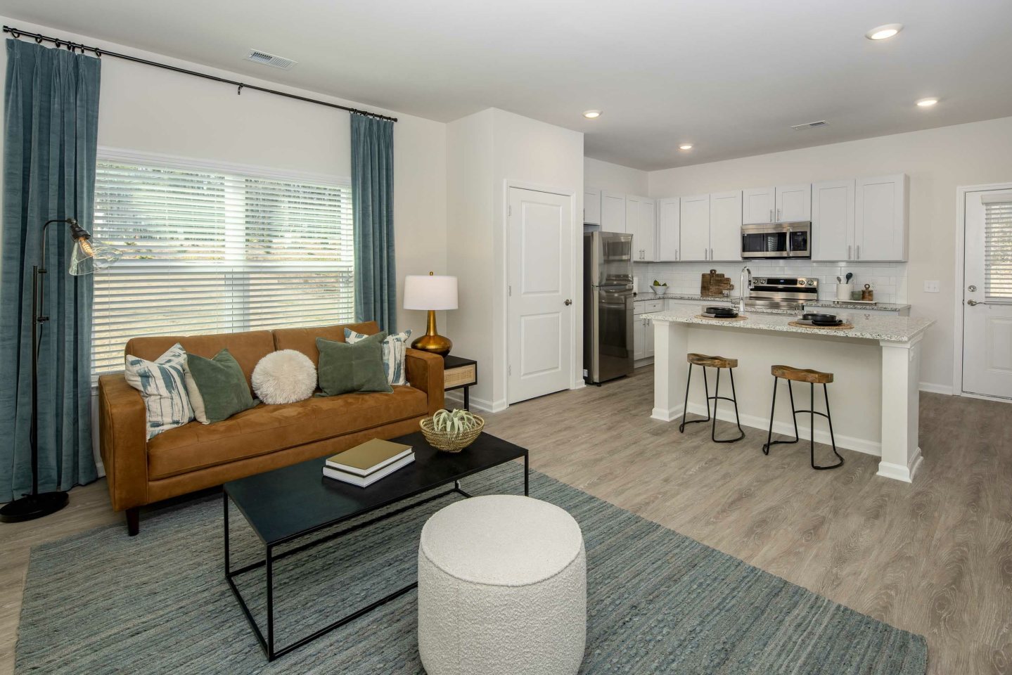 The Cottages at Southampton - Homes for Rent Image 5