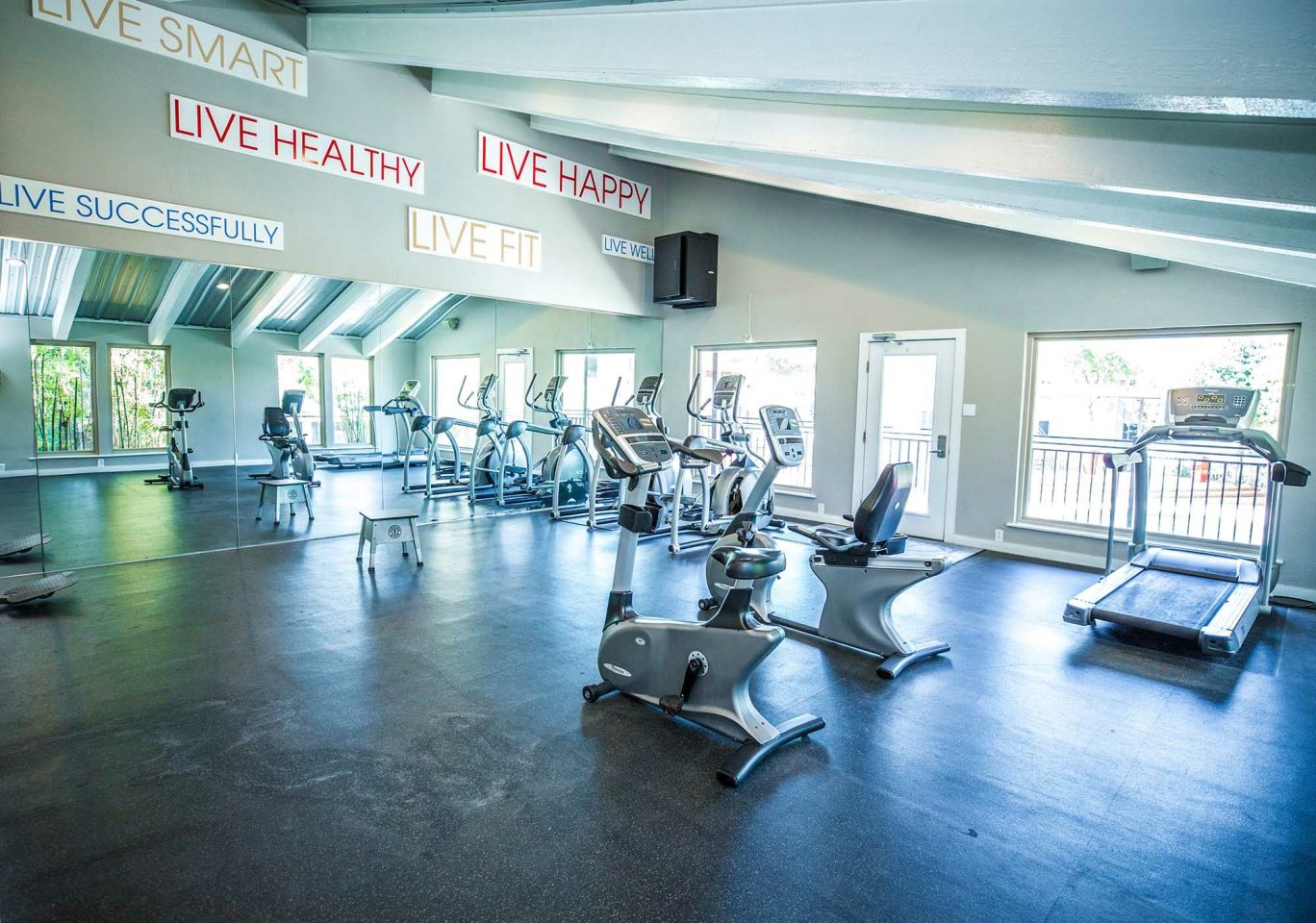 Serenity Residences Image 16