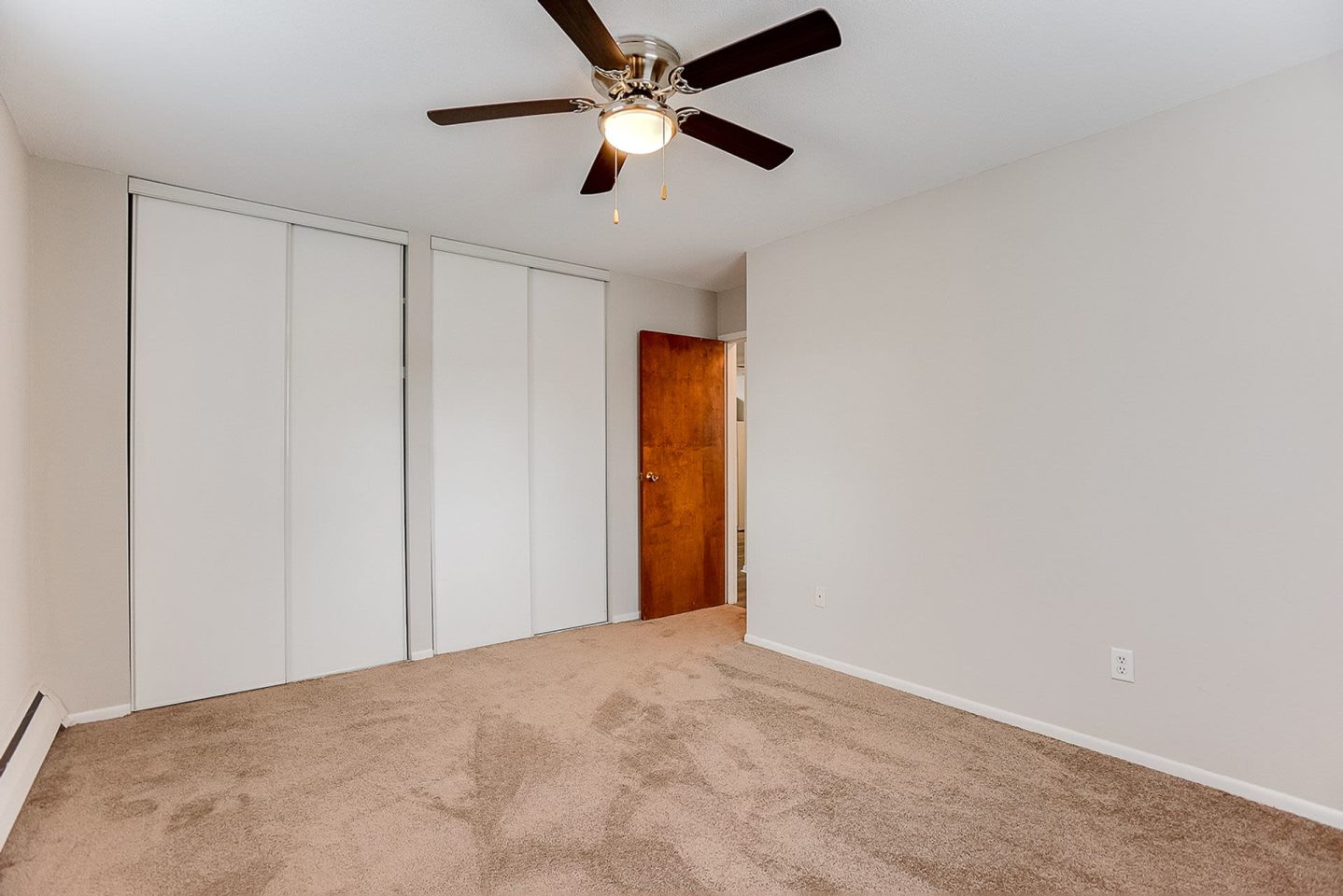 Eat Street Apartments Image 11