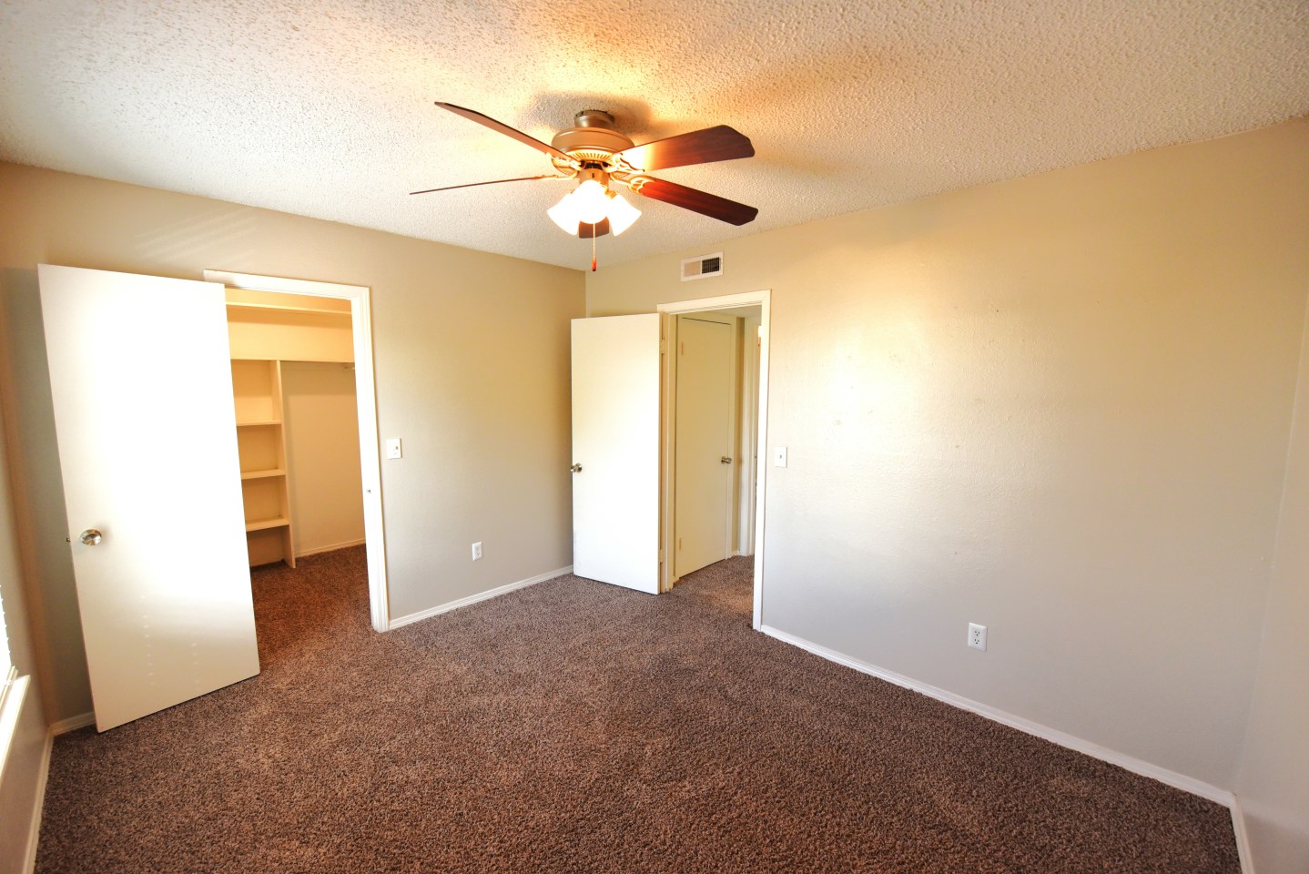 Raintree Meadows Apartment Homes Image 14